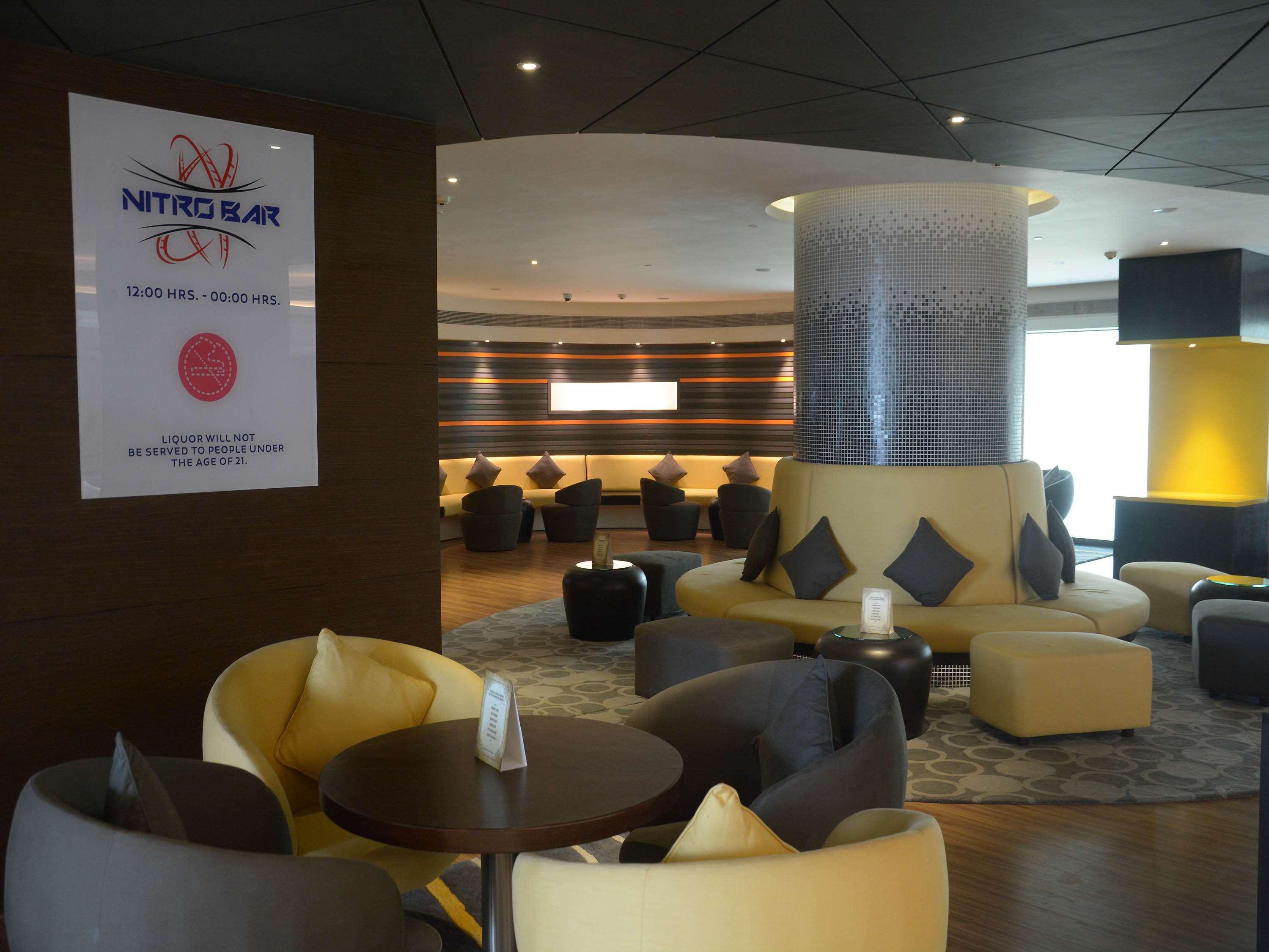 Bar/Salón Novotel Imagicaa Khopoli