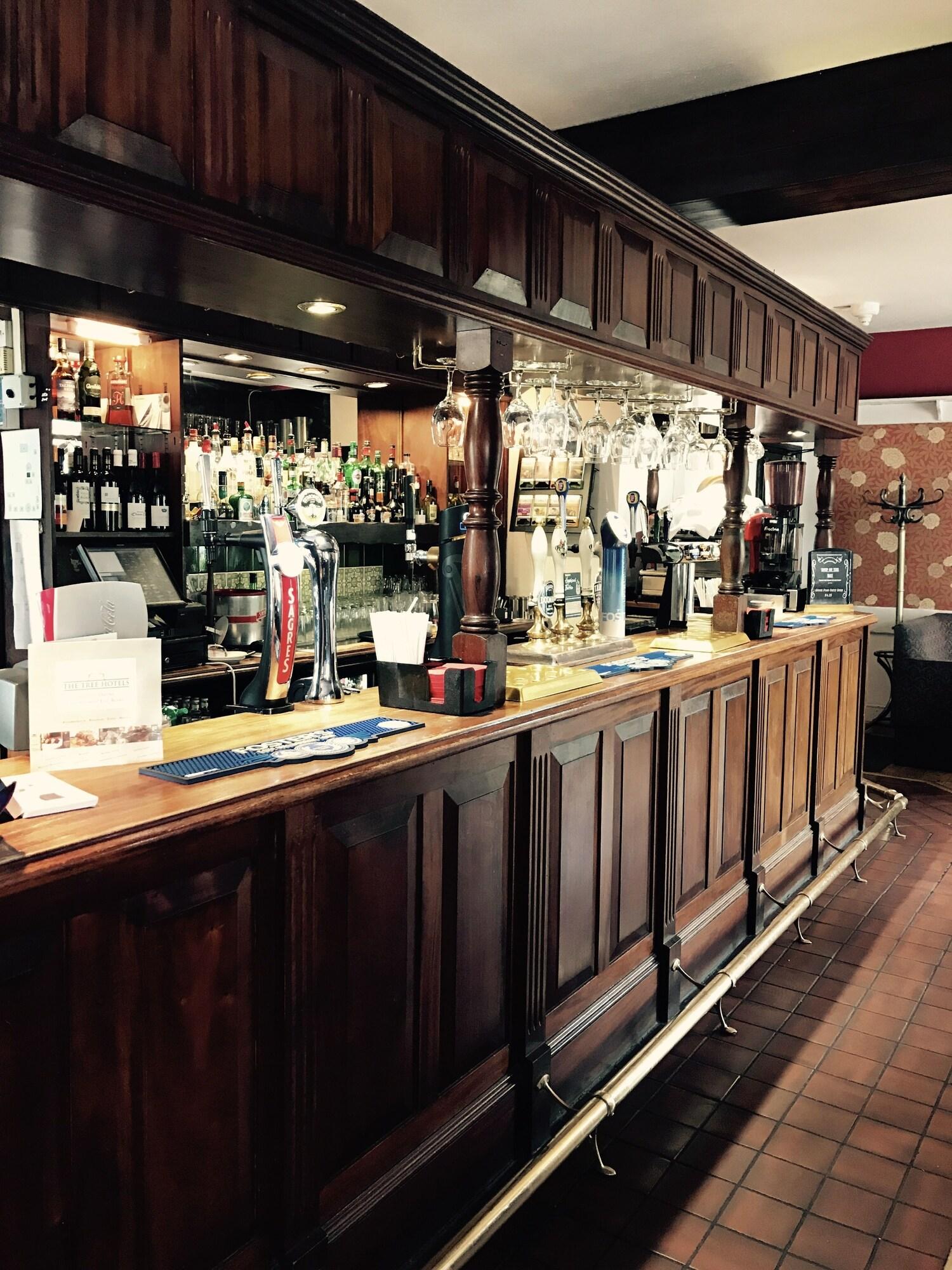 Bar/Salón The Tree Hotel at Iffley