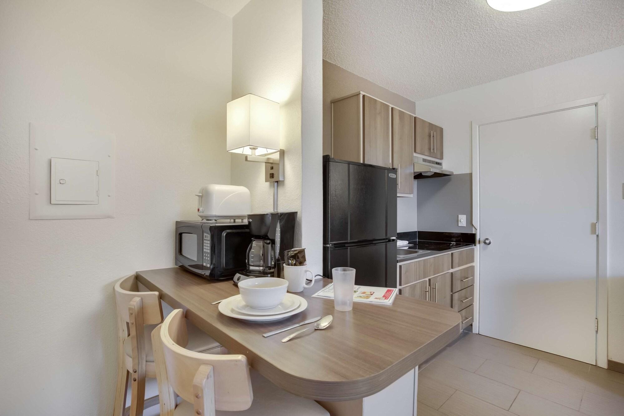 Equipamiento de Habitación Studio 6 Stafford, TX - Houston - Sugarland