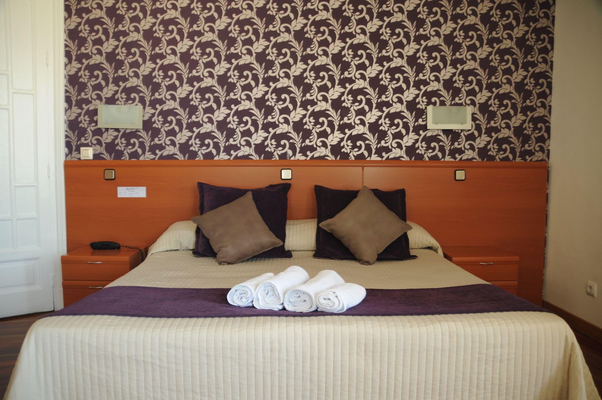 Habitación Hostal Luis XV
