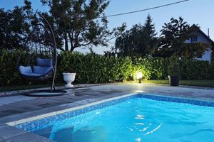 Alquiler Vacacional - Villa Cerina With Outdoor Swimming Pool