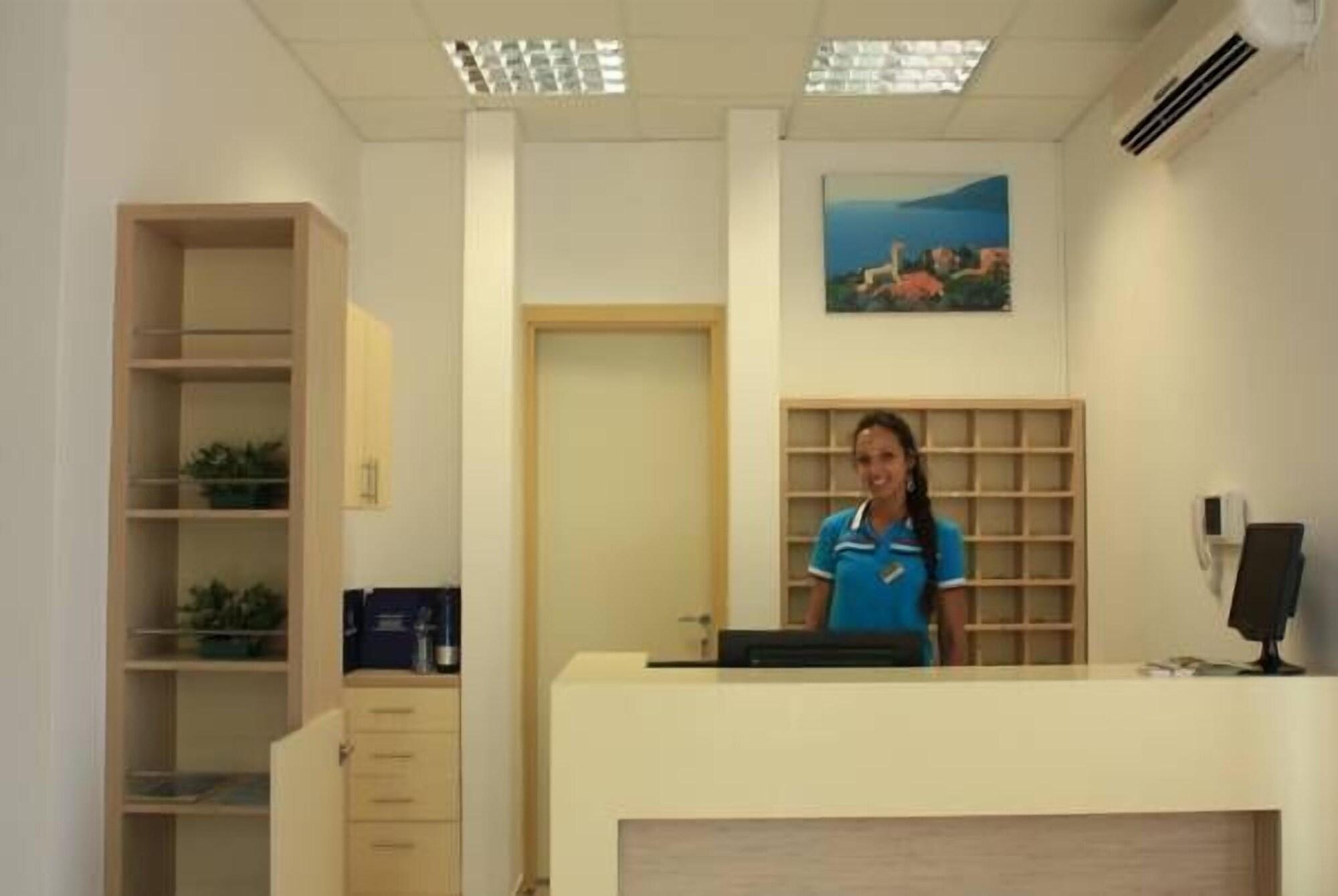 Vista Lobby Hotel Adria sport