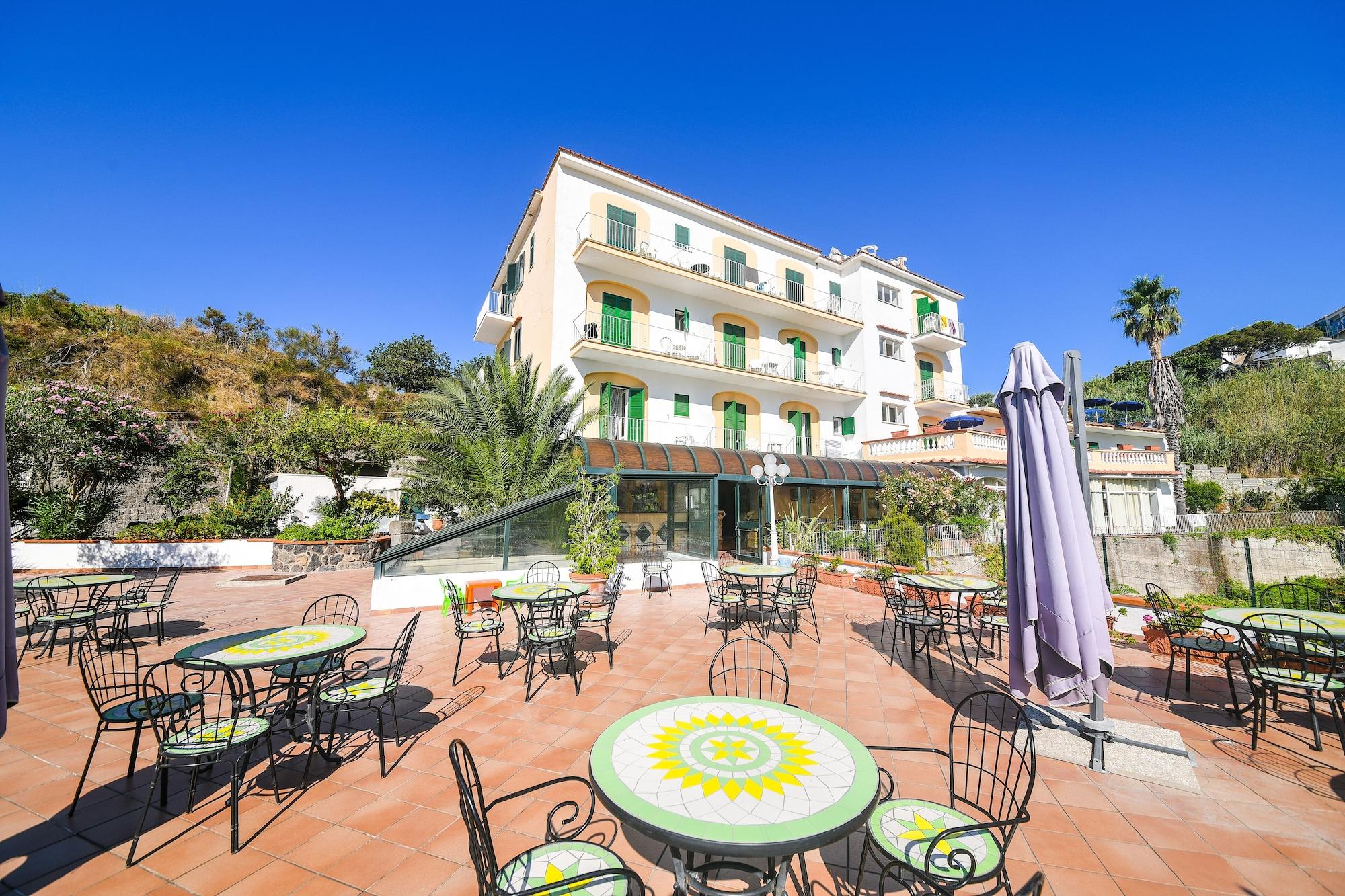Vista Exterior Hotel Maremonti