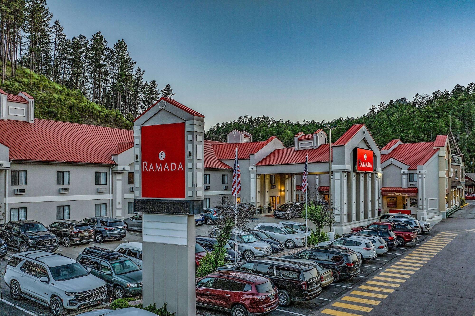 Vista Exterior Ramada by Wyndham Keystone Near Mt Rushmore