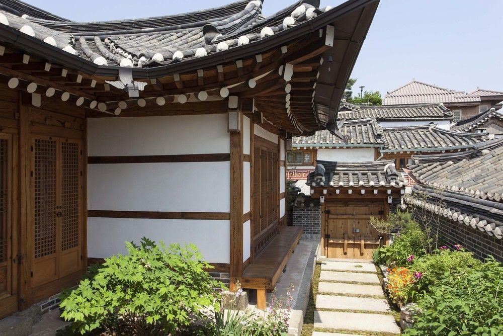 Varios Chiwoonjung