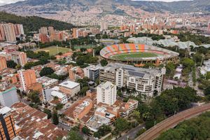 Alojamiento - The Somos S Hotel