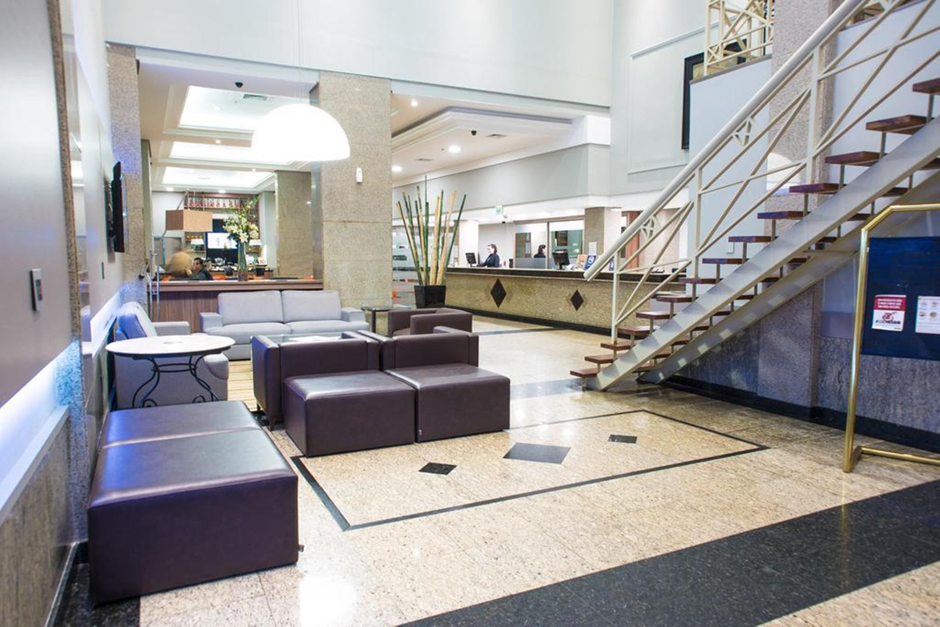 Vista Lobby Hotel Continental Business