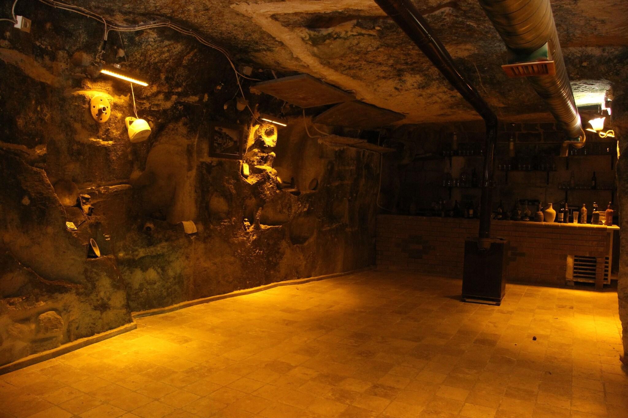 Bar/Salón Zeynep Hanim Konagi