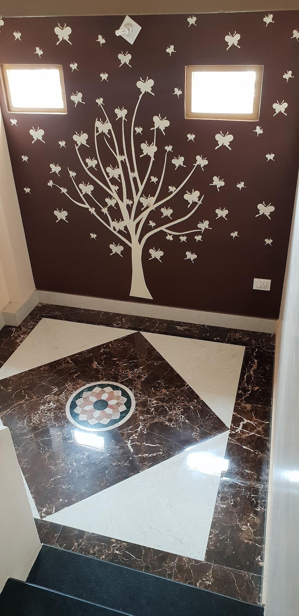 Vista Lobby Ishwar Nain Hotel