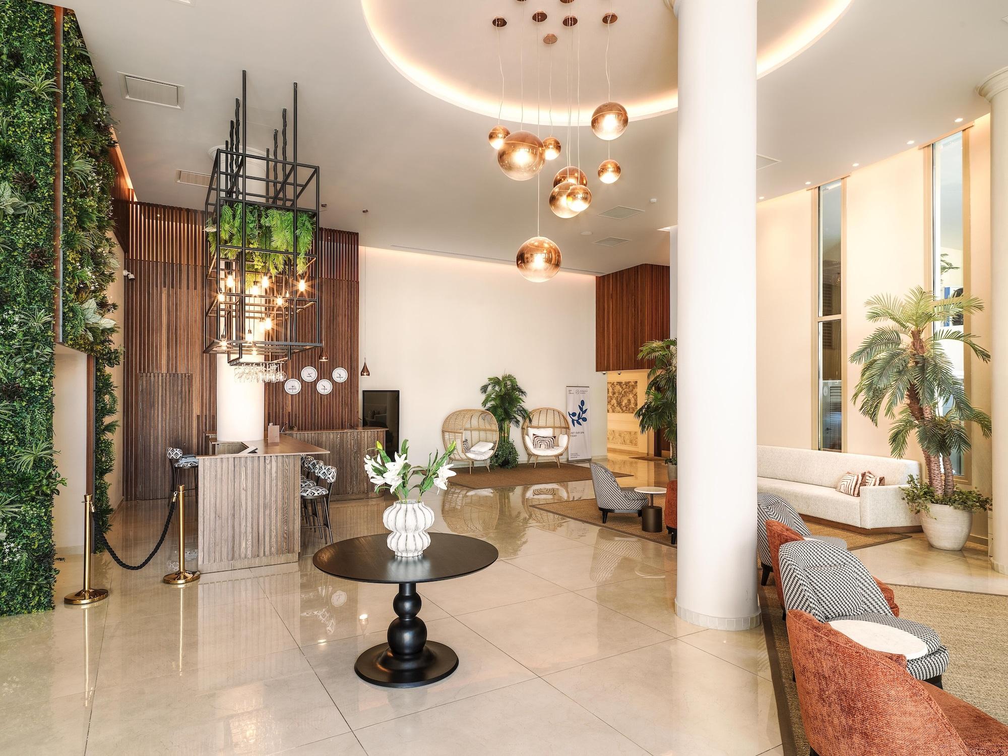 Vista Lobby Leonardo Boutique Hotel Larnaca