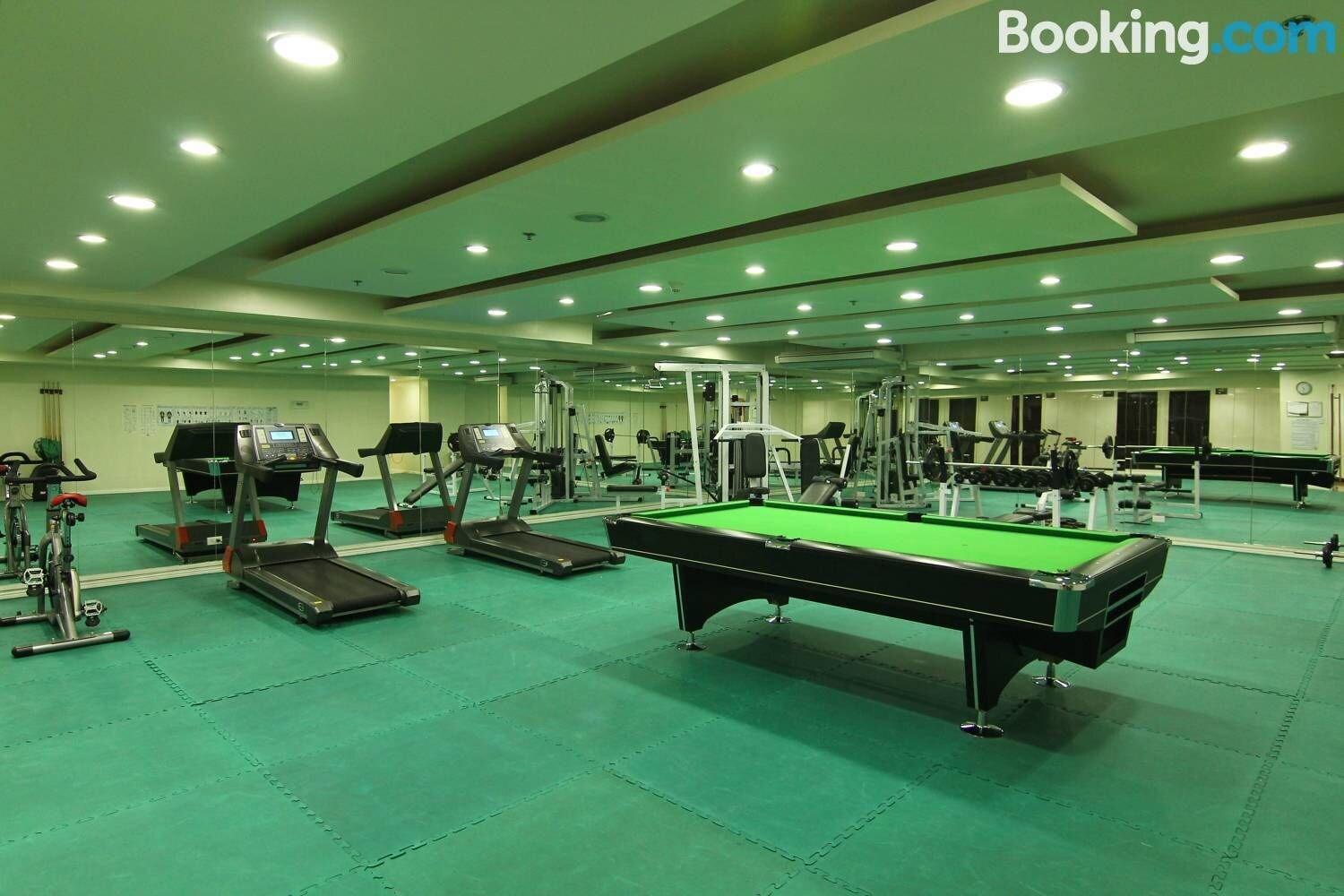 Gimnasio Sea Pearl Manila Suites