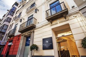 Hospedagens - Eurostars Puerta Real Hotel
