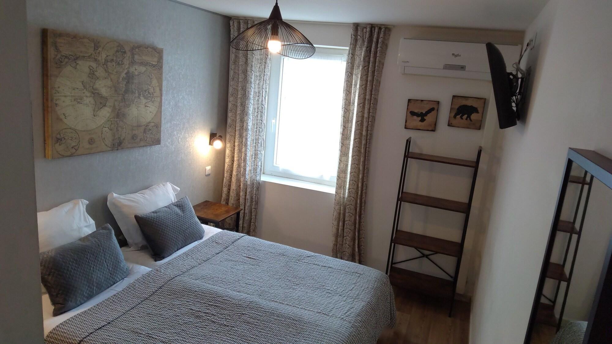 Habitación Logis Hôtel La Clé des Songes