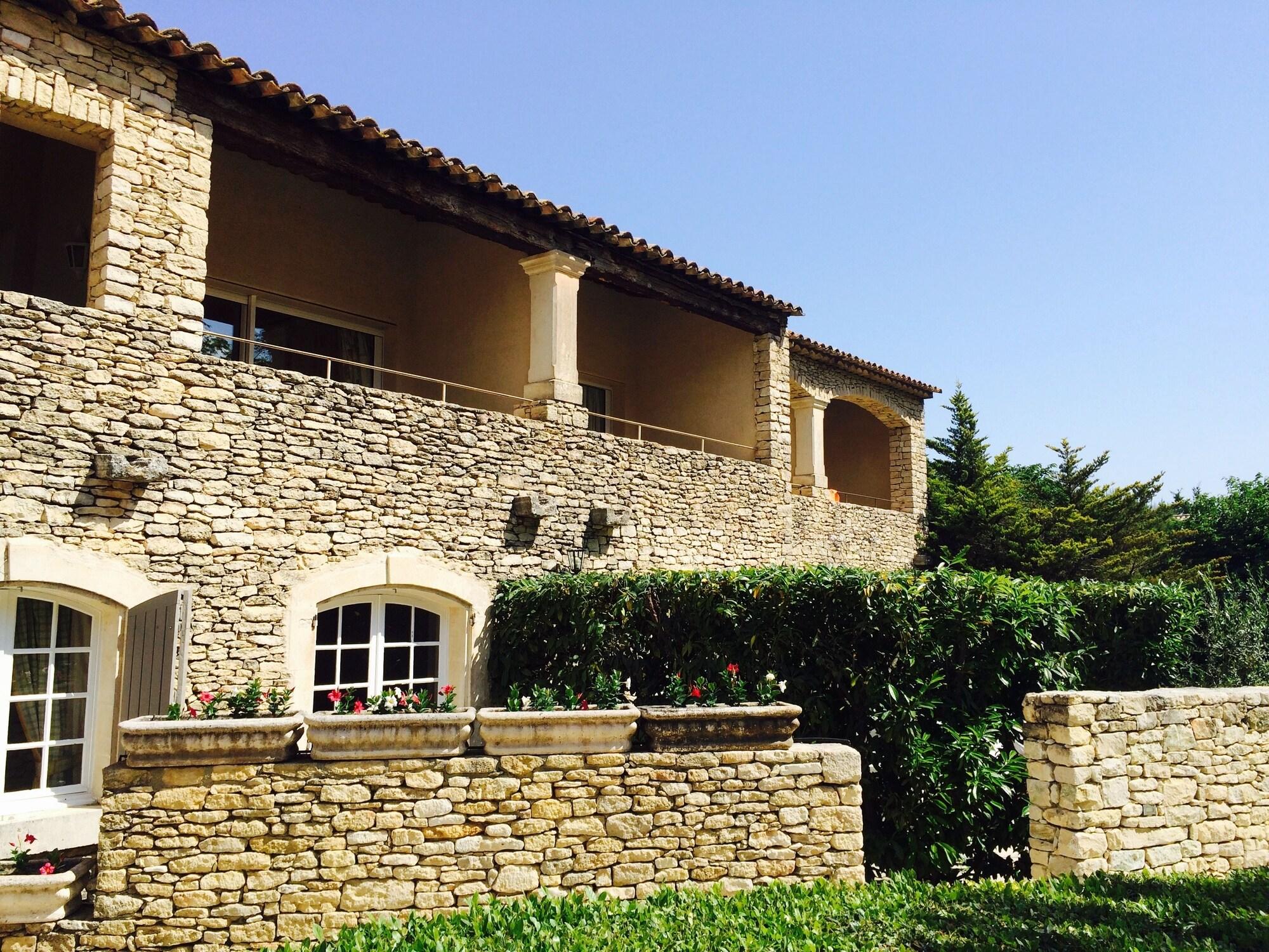 Vista Exterior Hostellerie le Roy Soleil