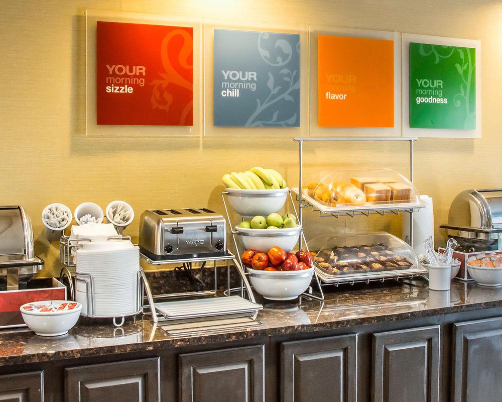Restaurant Comfort Inn Airport Turfway Road