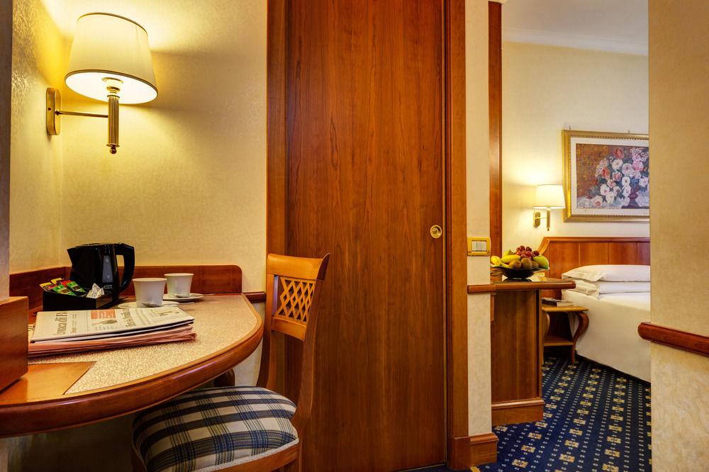 Set de Habitación Hotel Amalfi