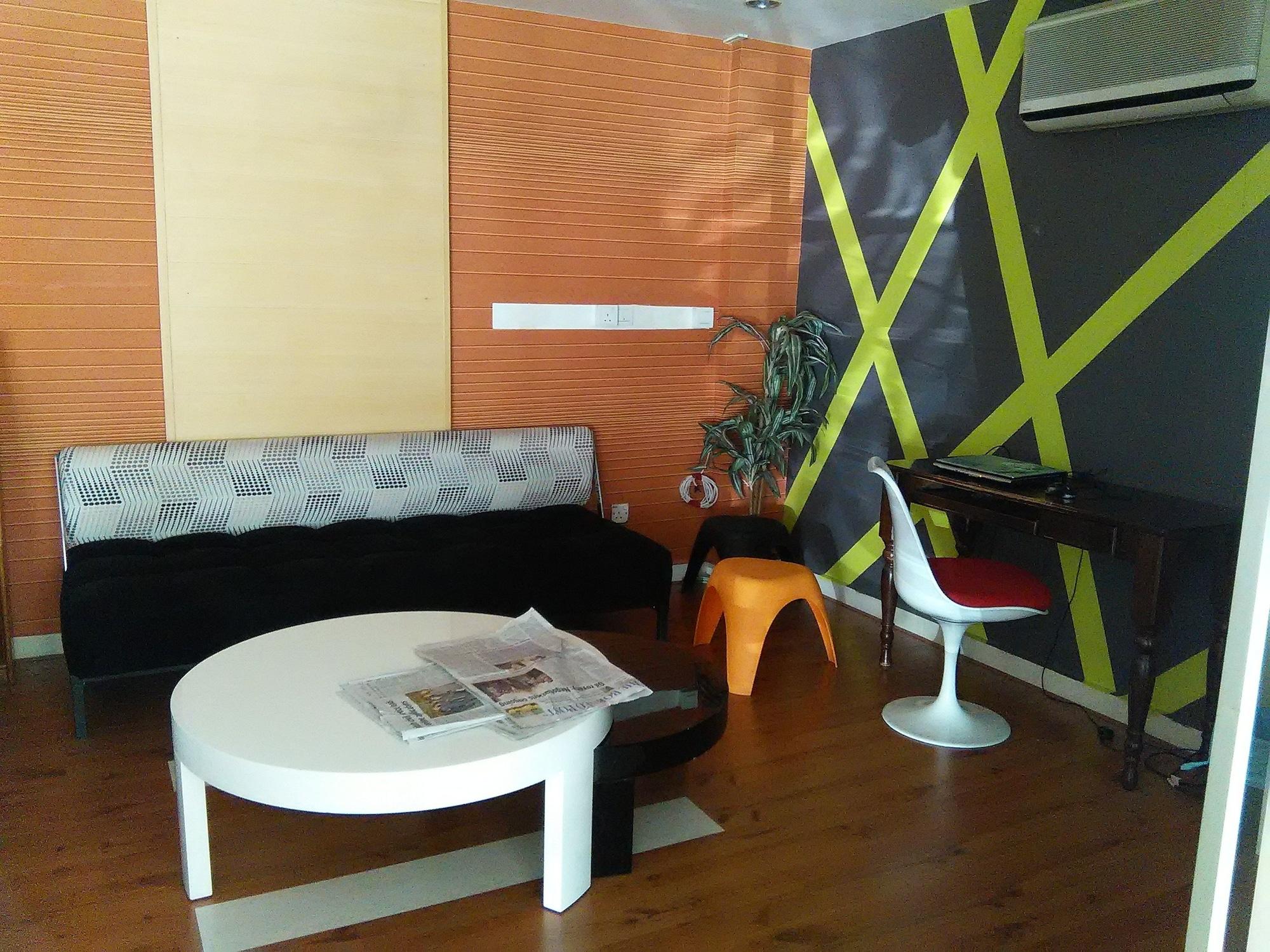 Vista Lobby Casuarina Hotel