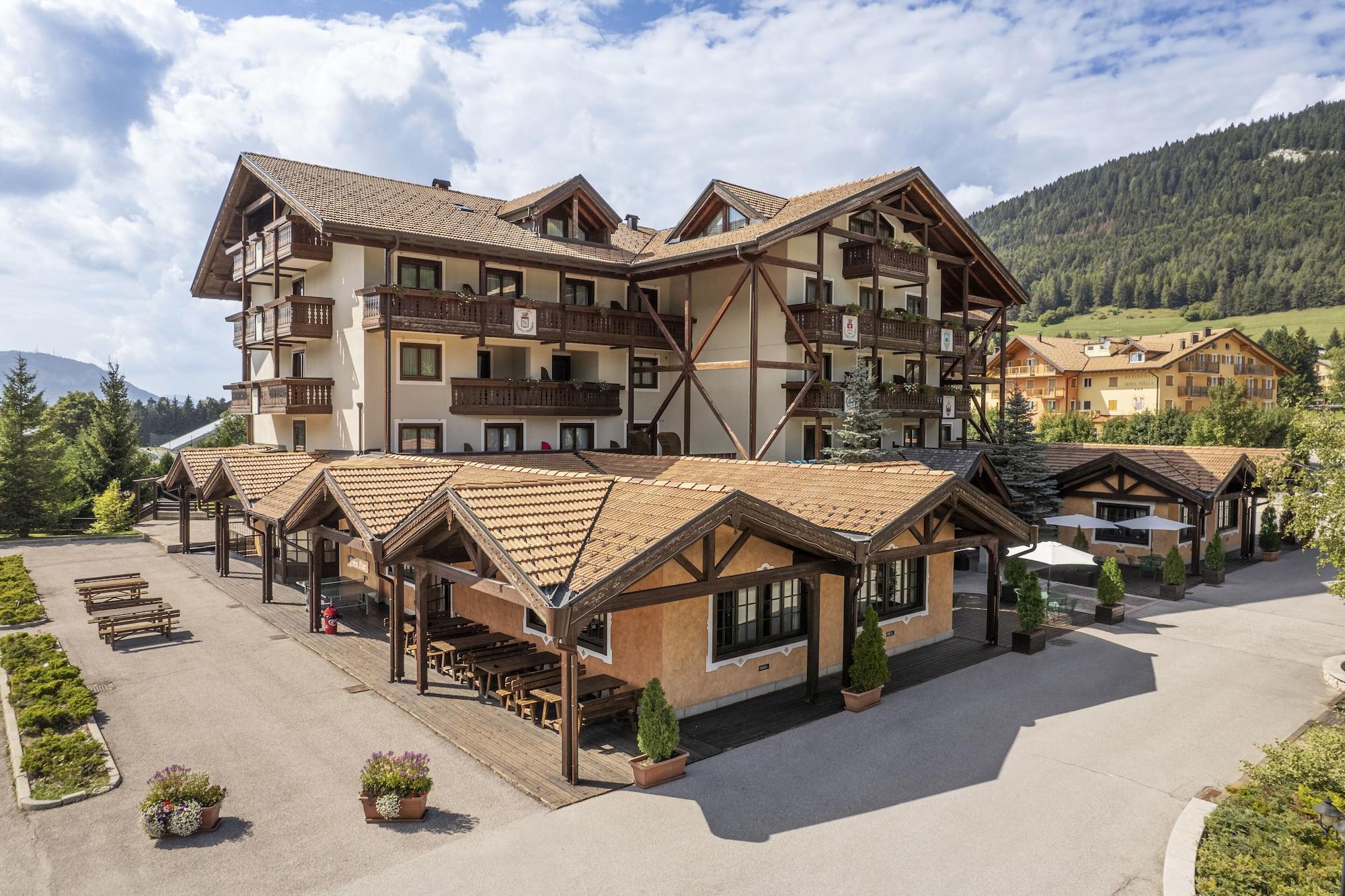 Vista Exterior Golf Hotel