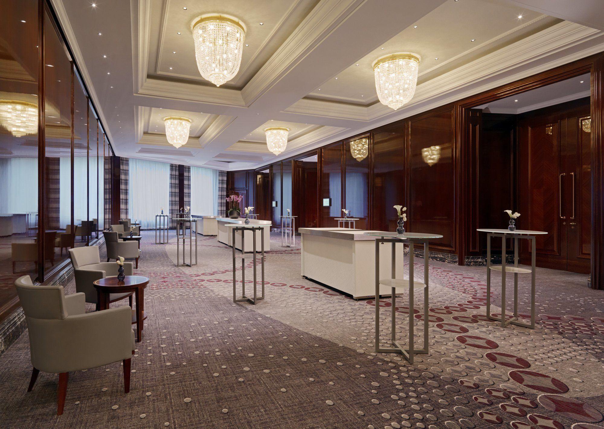 Vista Lobby Ritz-Carlton Berlin