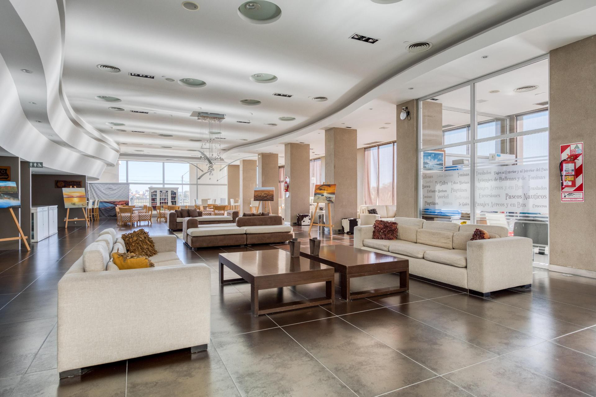 Vista Lobby Rayentray Grand Hotel