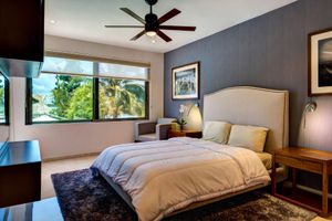 Alquiler Vacacional - Luxury Waterfront Villa with private gym and cinema