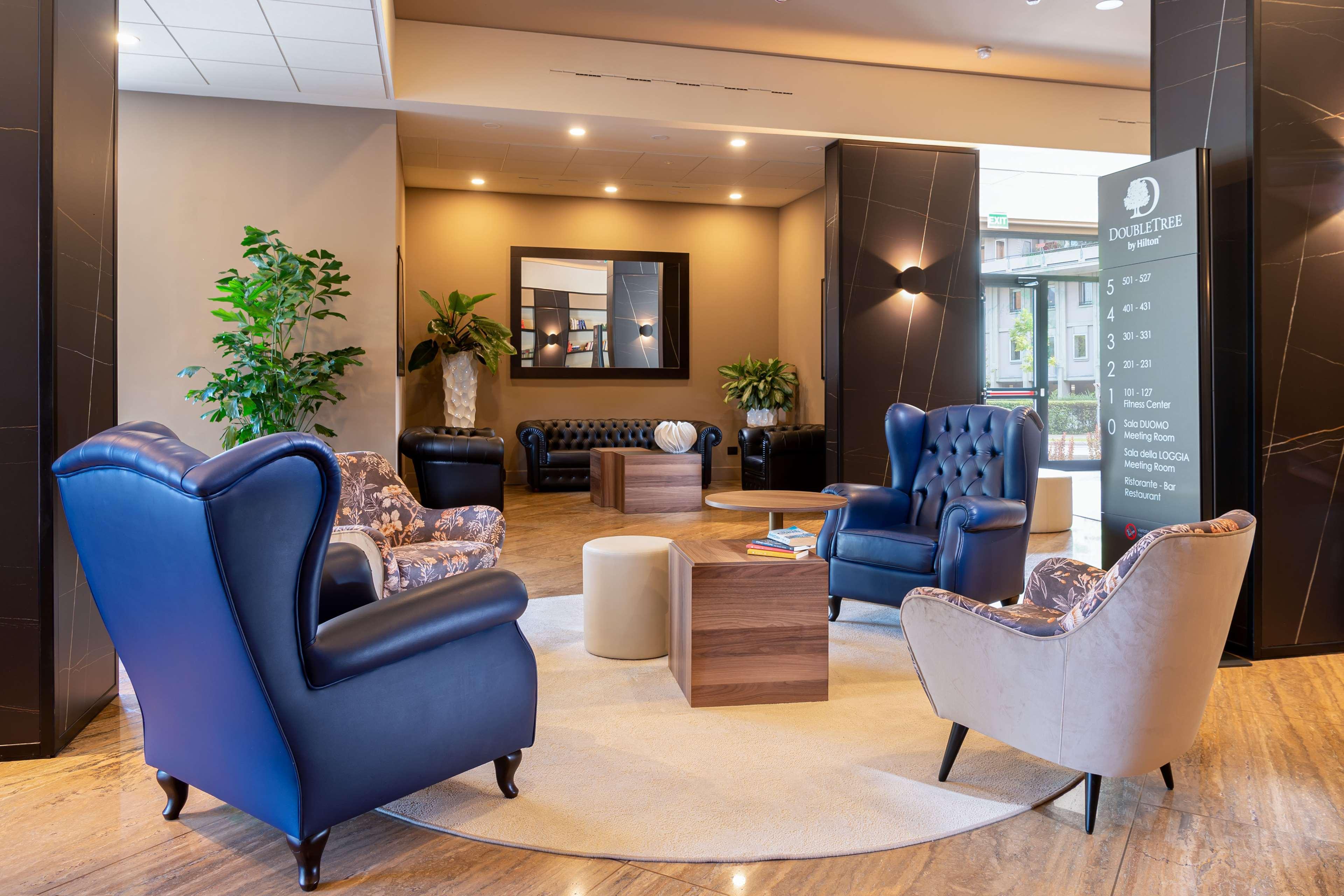 Vista Lobby DoubleTree by Hilton Brescia