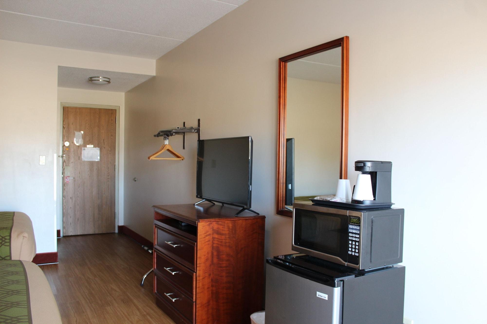 Set de Habitación Econo Lodge Cadillac