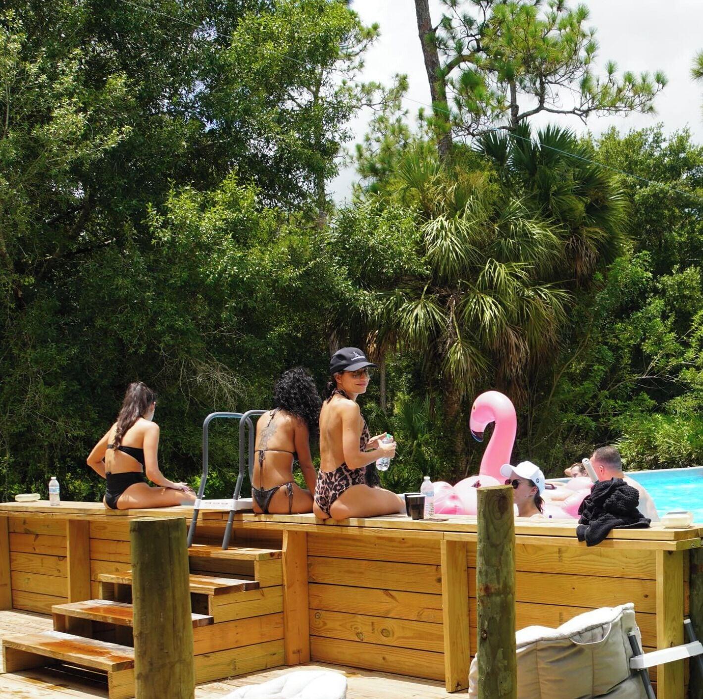 Vista Piscina Horizons Sugar Valley Agritourism