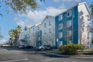 Alojamiento - Woodspring Suites Orlando South