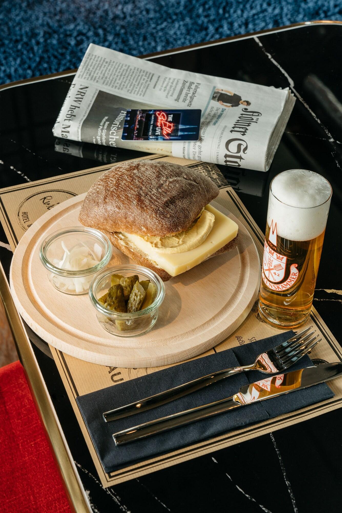 Restaurant Ruby Ella Hotel Cologne