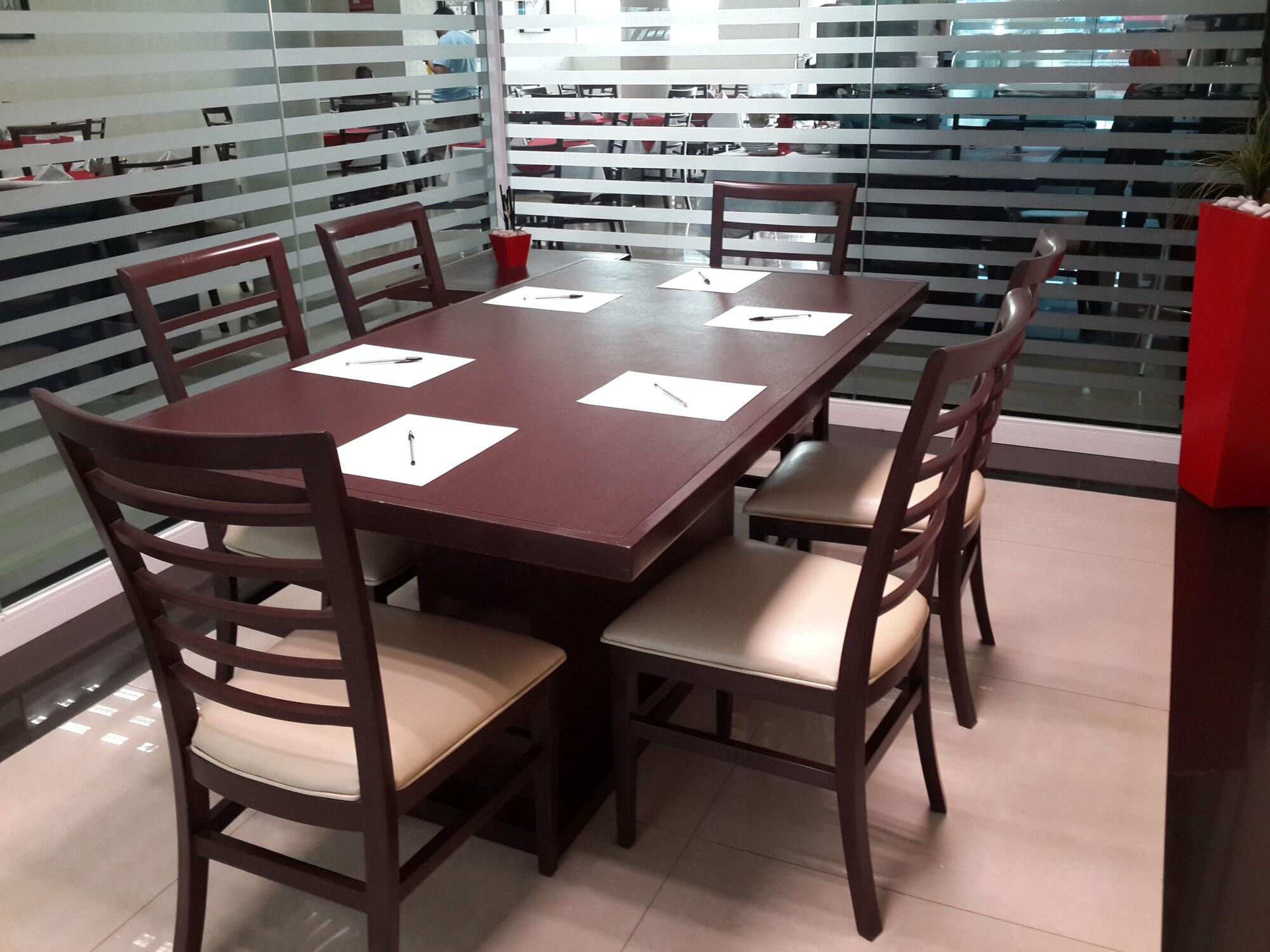Sala de Reuniones Hotel Portonovo Plaza Centro