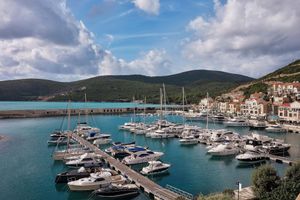 Alojamiento - The Chedi Lustica Bay