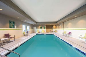 Alojamiento - La Quinta Inn & Suites by Wyndham Memphis Downtown