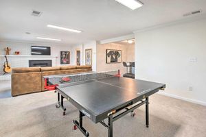 Renta temporal - Serene Home w/ Fire Pit, Deck & Easy Access to ATL