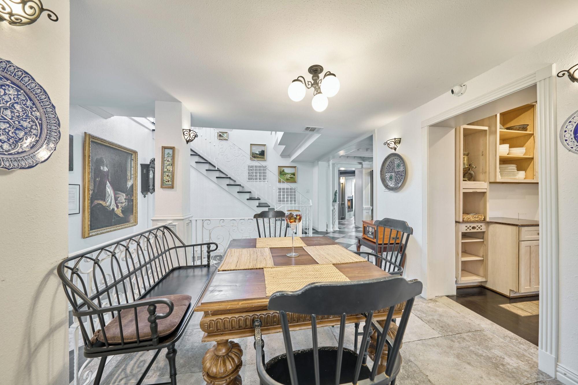 Restaurant Houston Towers Inn Downtown Museum District Med. Ctr NRG - Adults Only