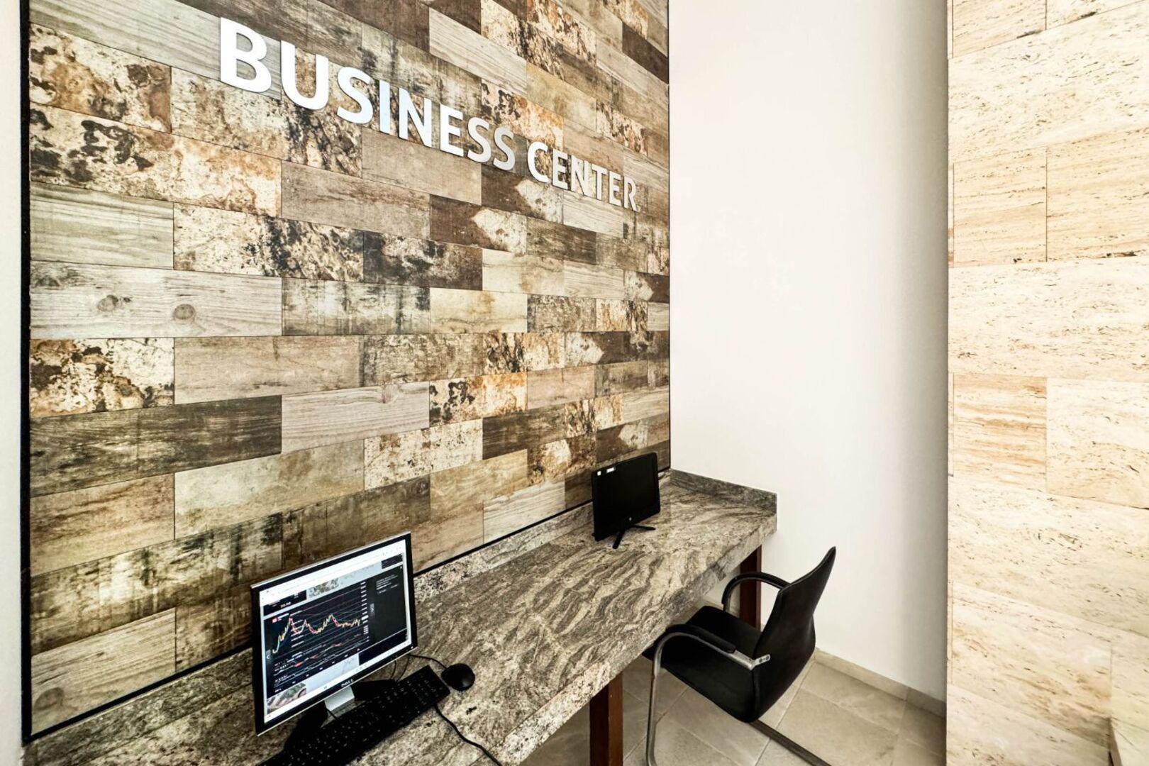Centro de Negocios Grand Fifty Suites