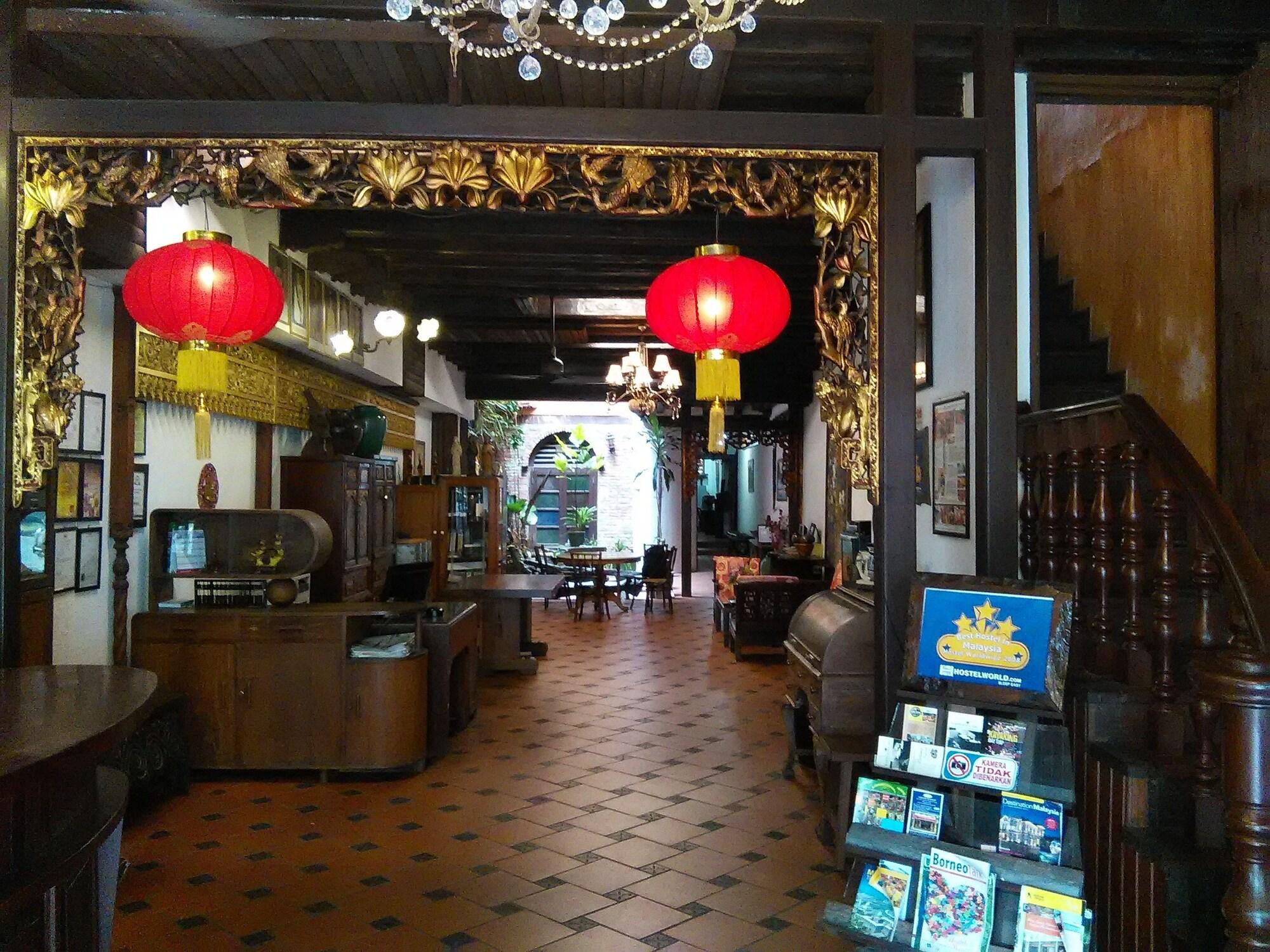 Vista Lobby Kuching Waterfront  Lodge