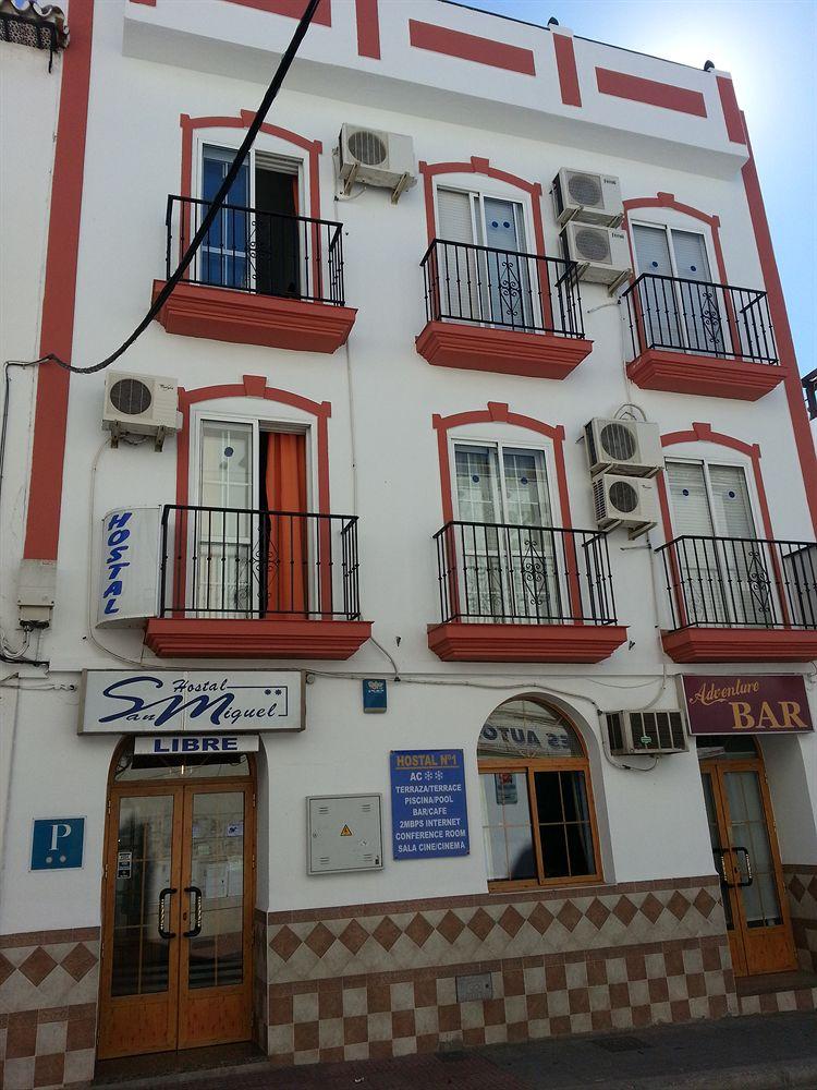 Vista Exterior Hostal San Miguel