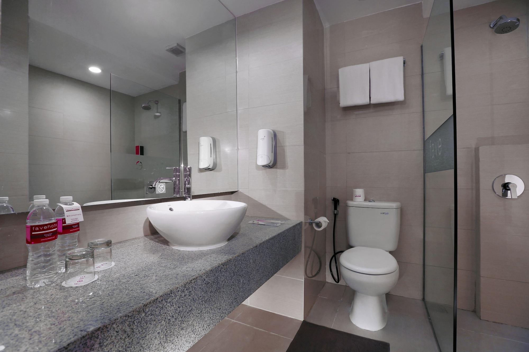 Equipamiento de Habitación Yusra Inn Hotel Bekasi