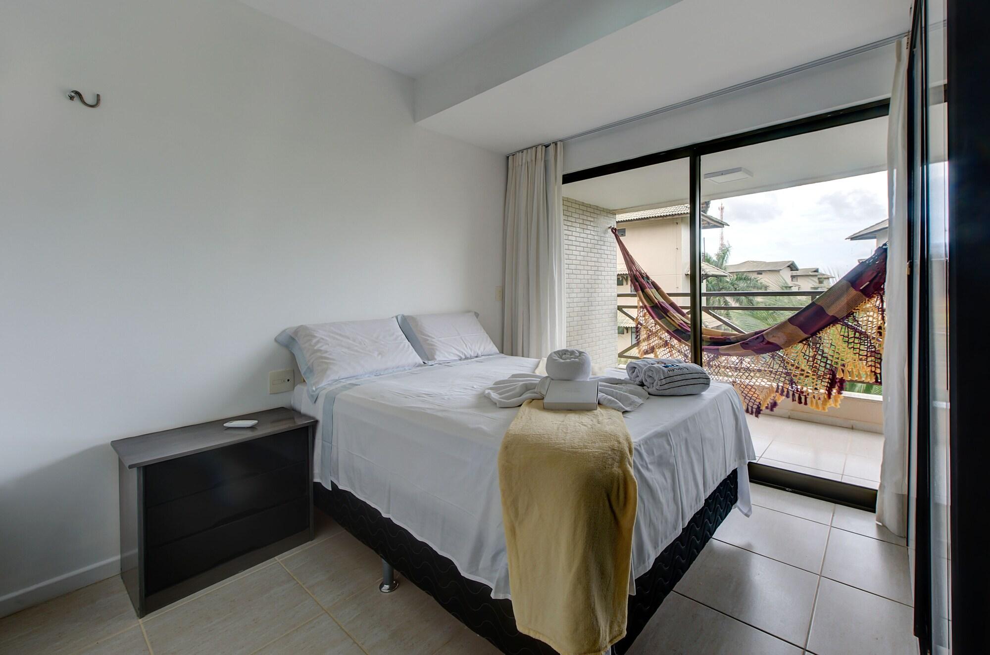 Habitación Duplex with Hot Tub near Beach by DM Apartments.