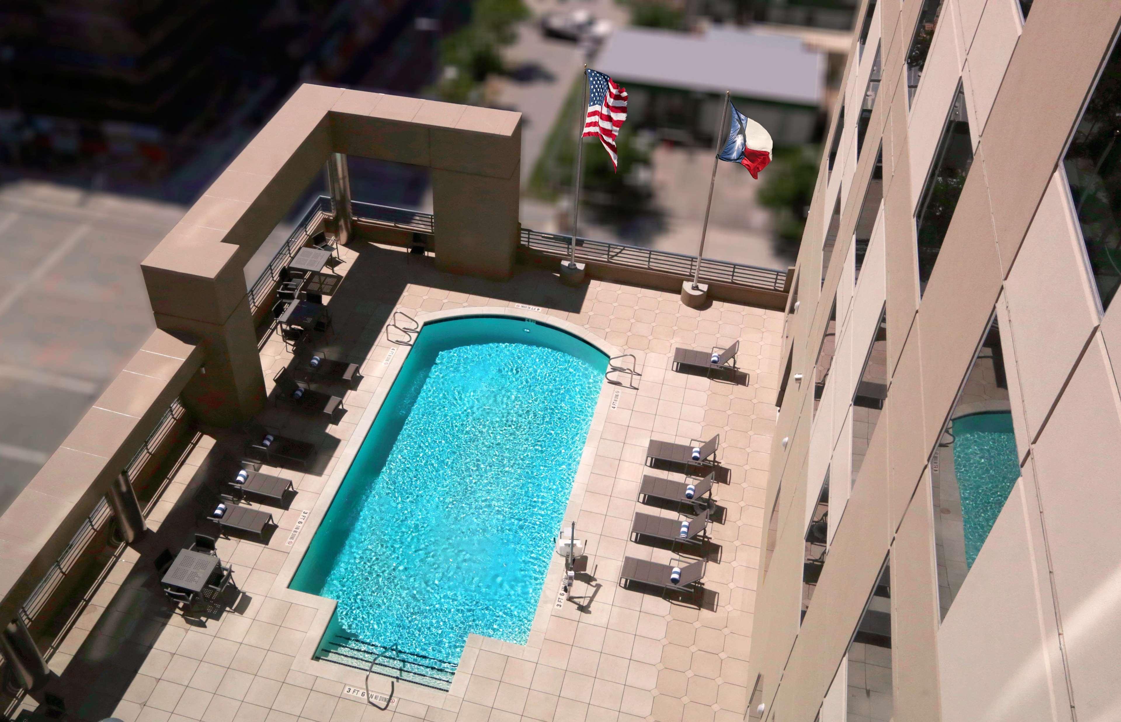 Vista Piscina Hampton Inn Houston Downtown
