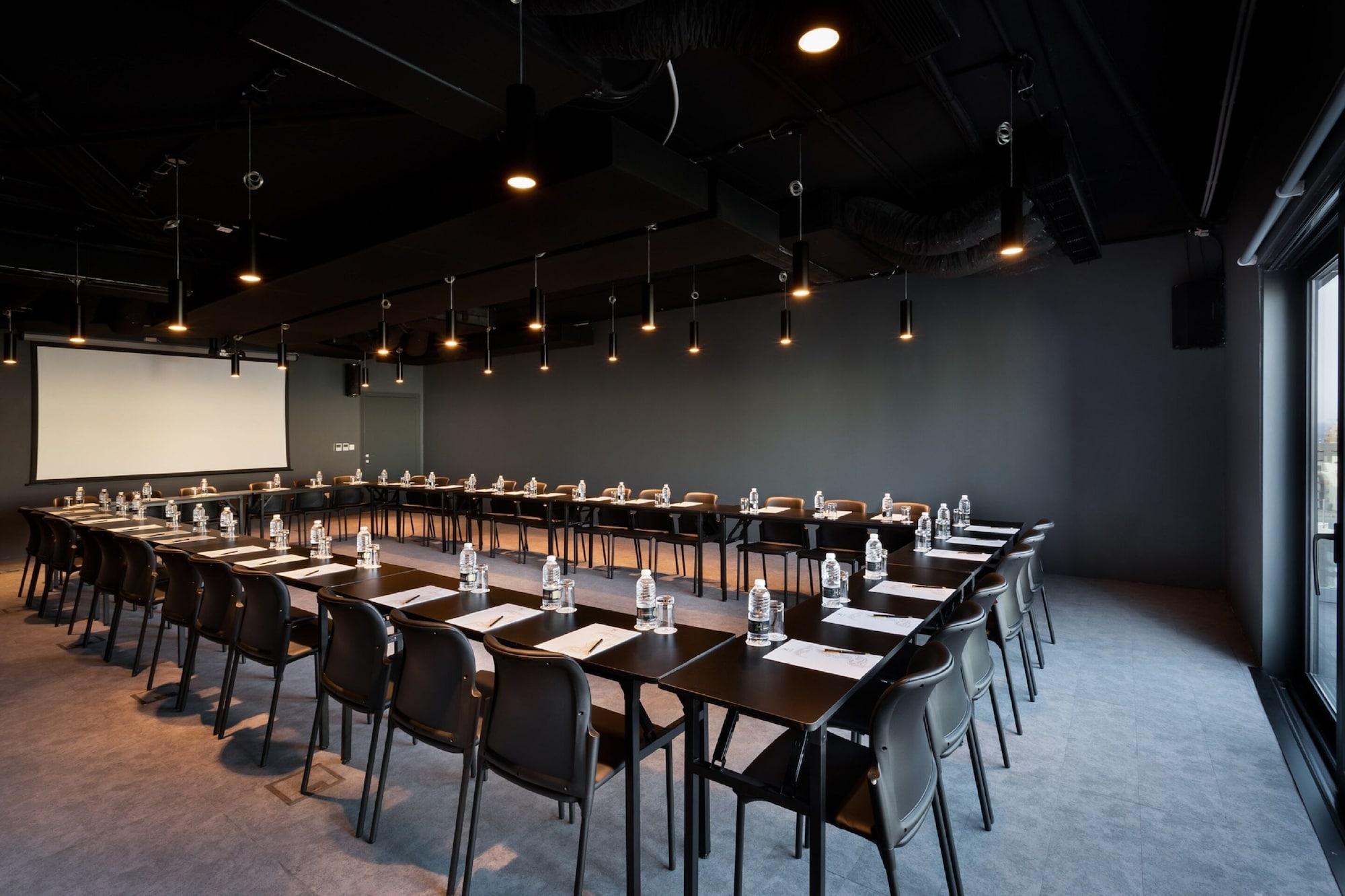 Sala de Reuniones H Hotel