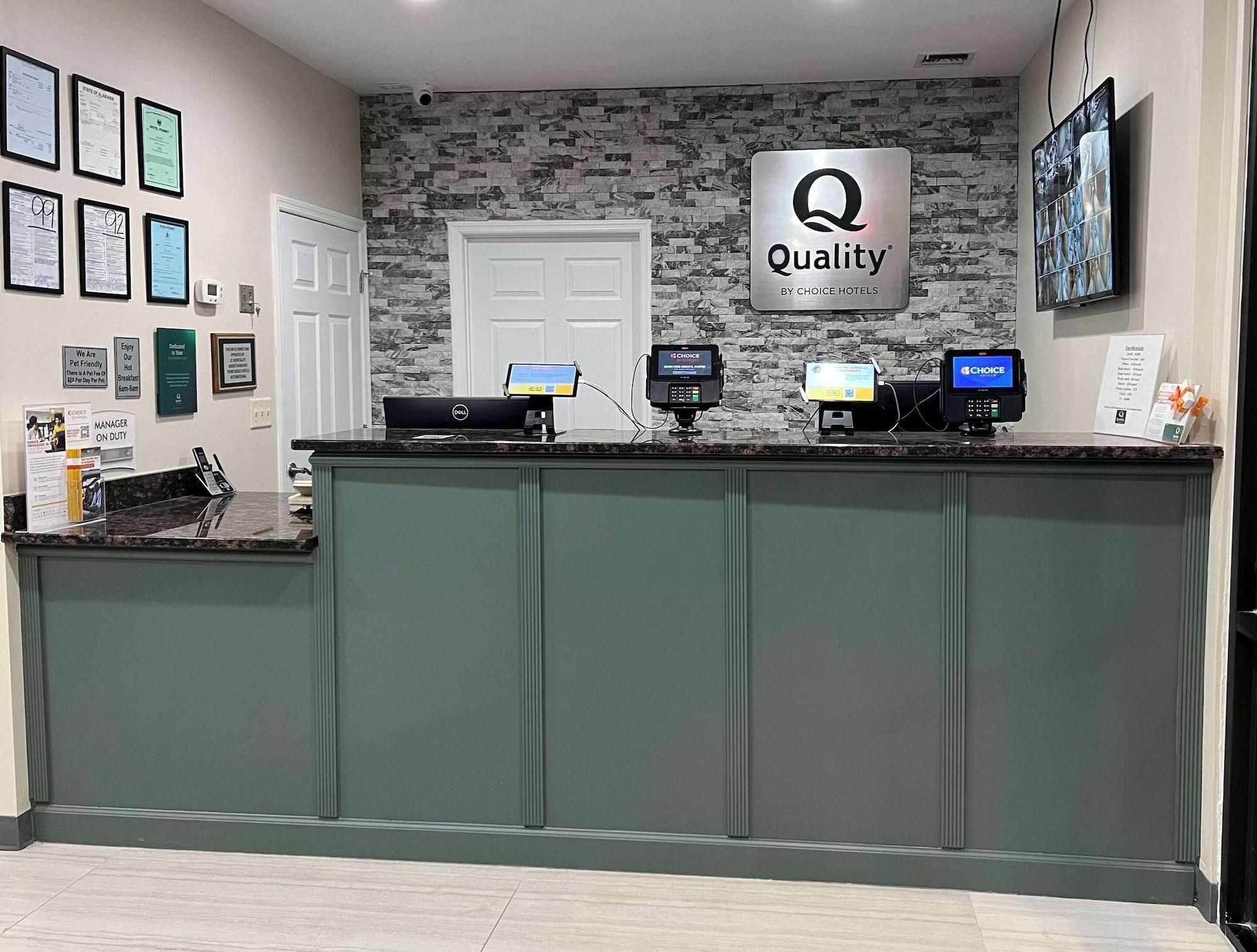 Varios Quality Inn Madison - Huntsville