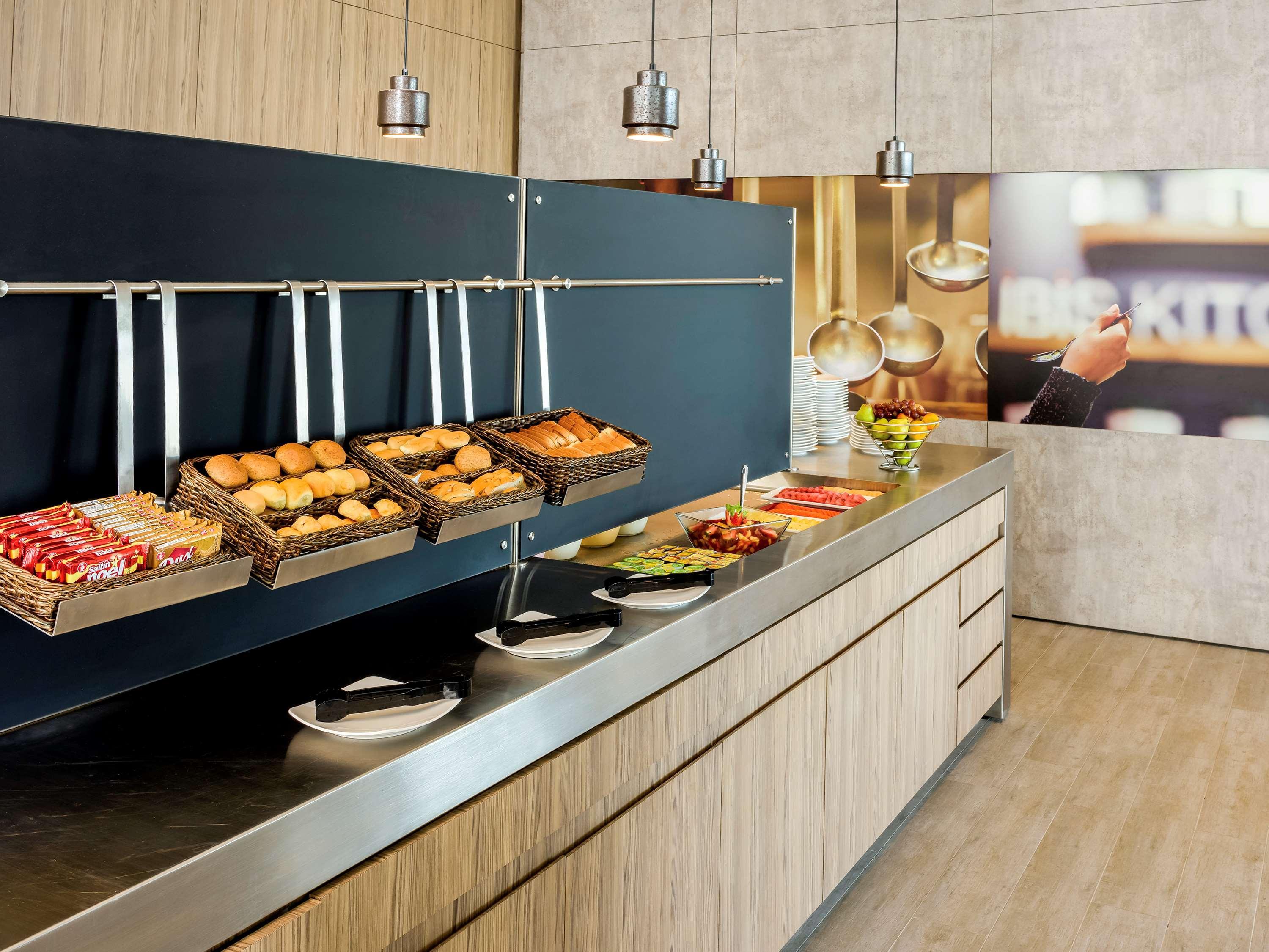 Restaurant ibis Cartagena Marbella
