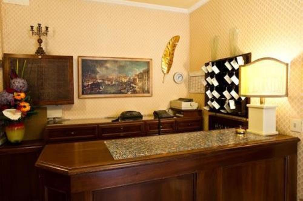 Vista Lobby Hotel Florida
