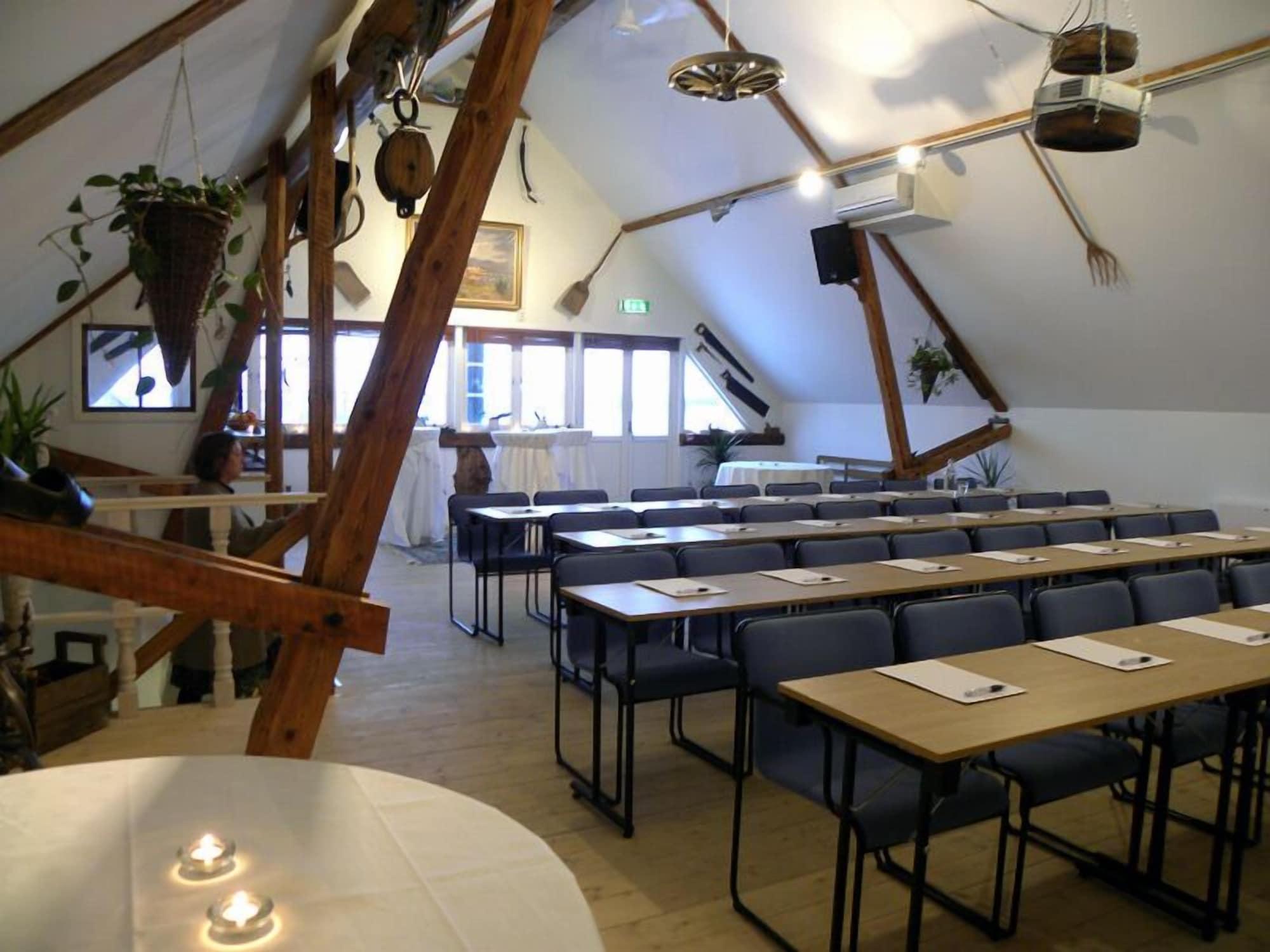 Sala de Reuniones Gits Gård