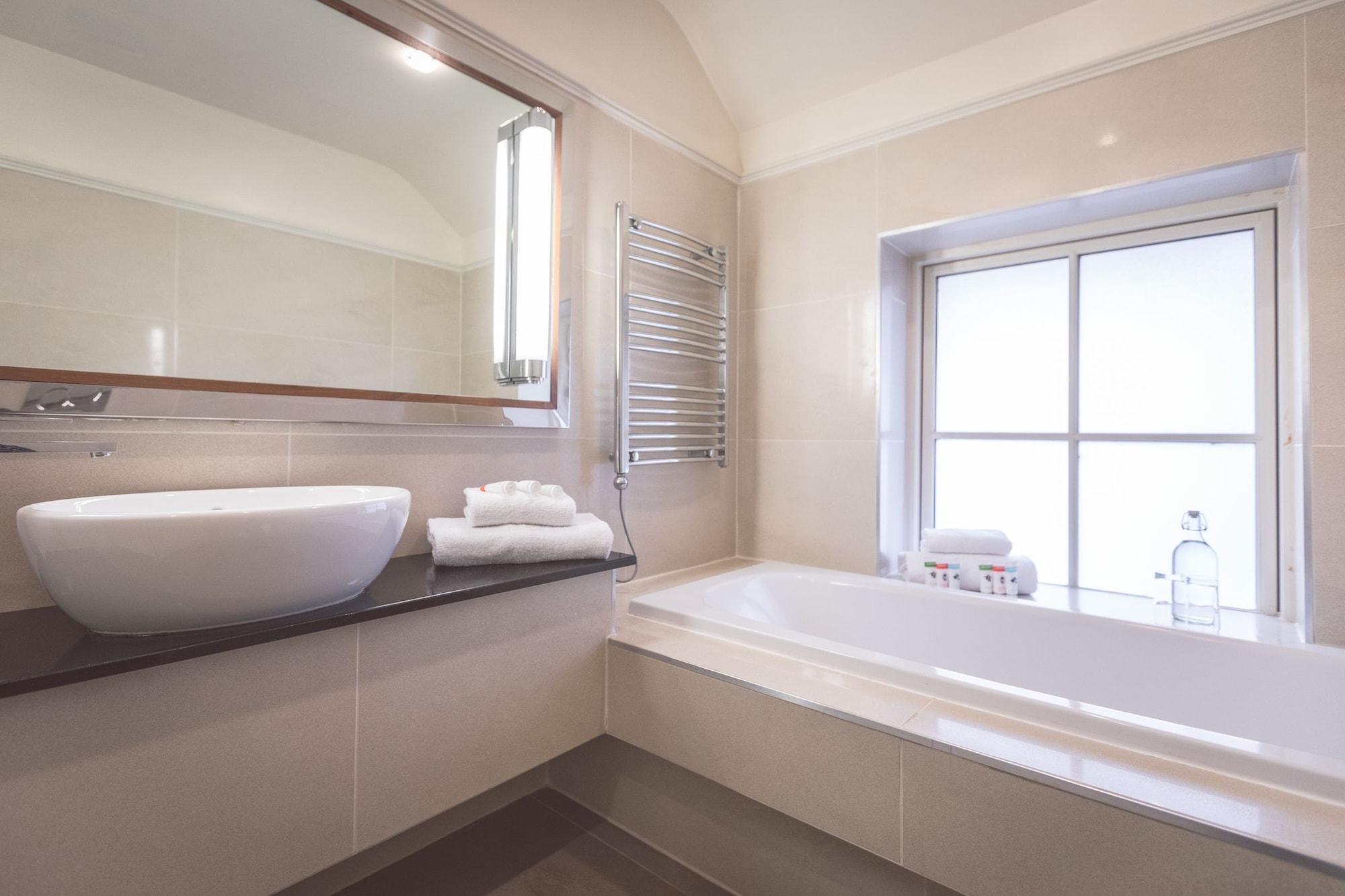 Equipamiento de Habitación Dukes at Queens Boutique Hotel