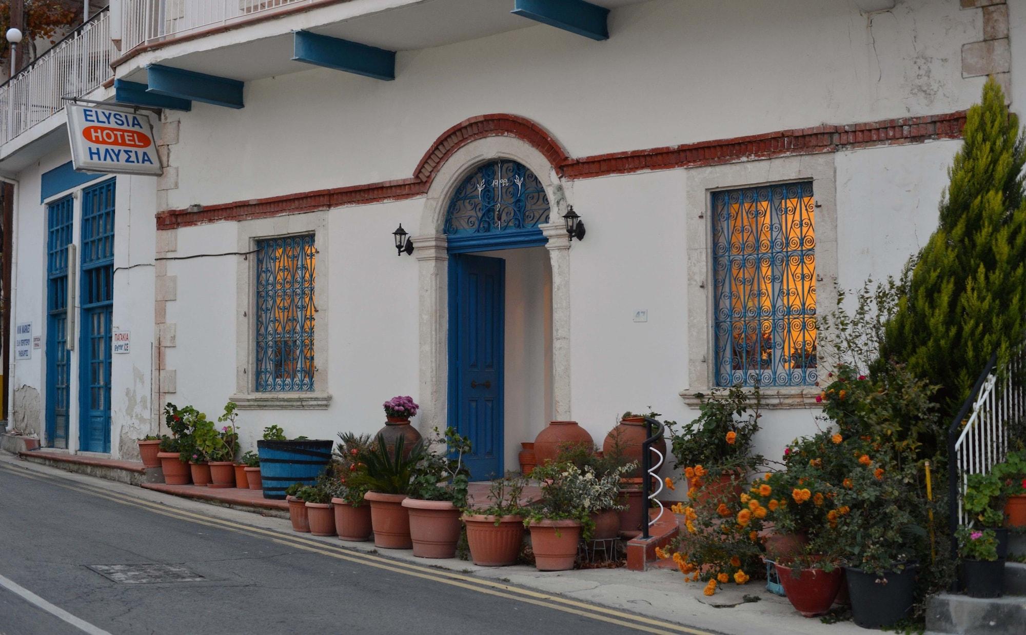 Vista Exterior Elyssia Hotel