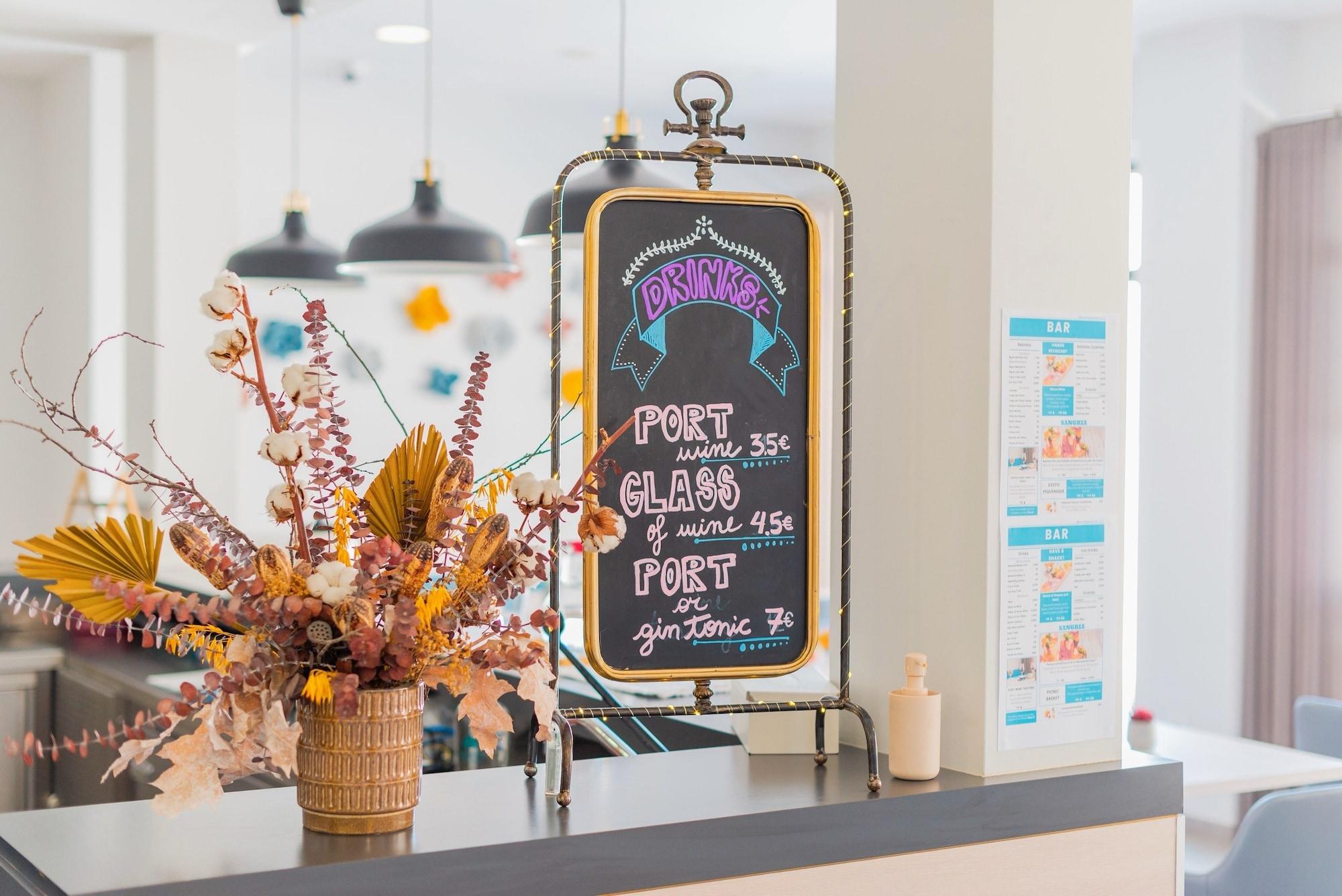 Bar/Salón Boavista Guest House