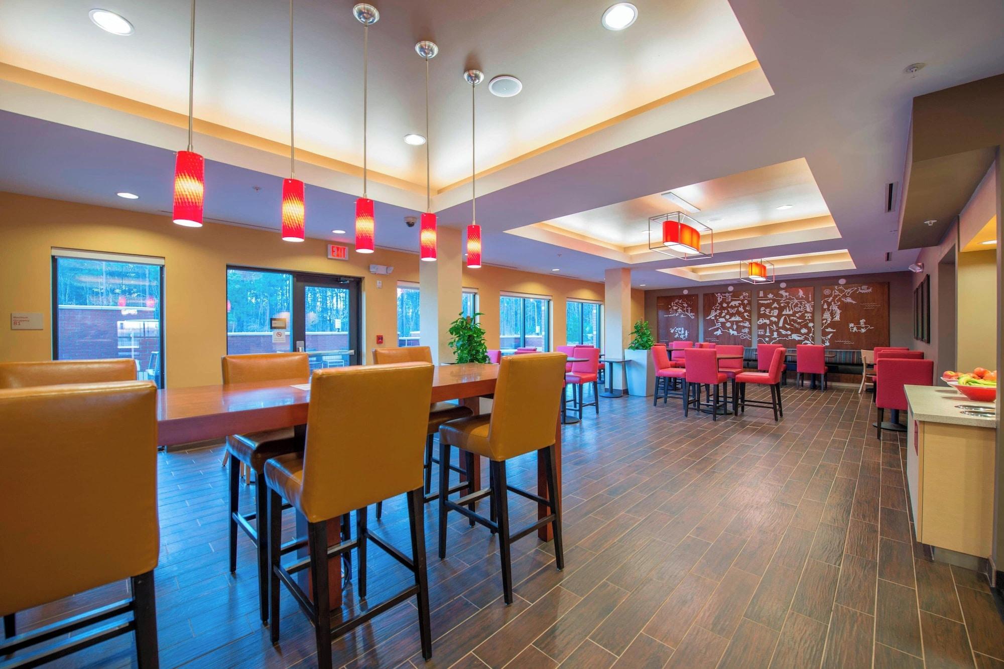 Restaurant TownePlace Suites by Marriott Newnan